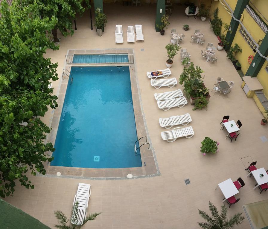 Apartaments Bellamar Malgrat de Mar Exteriör bild